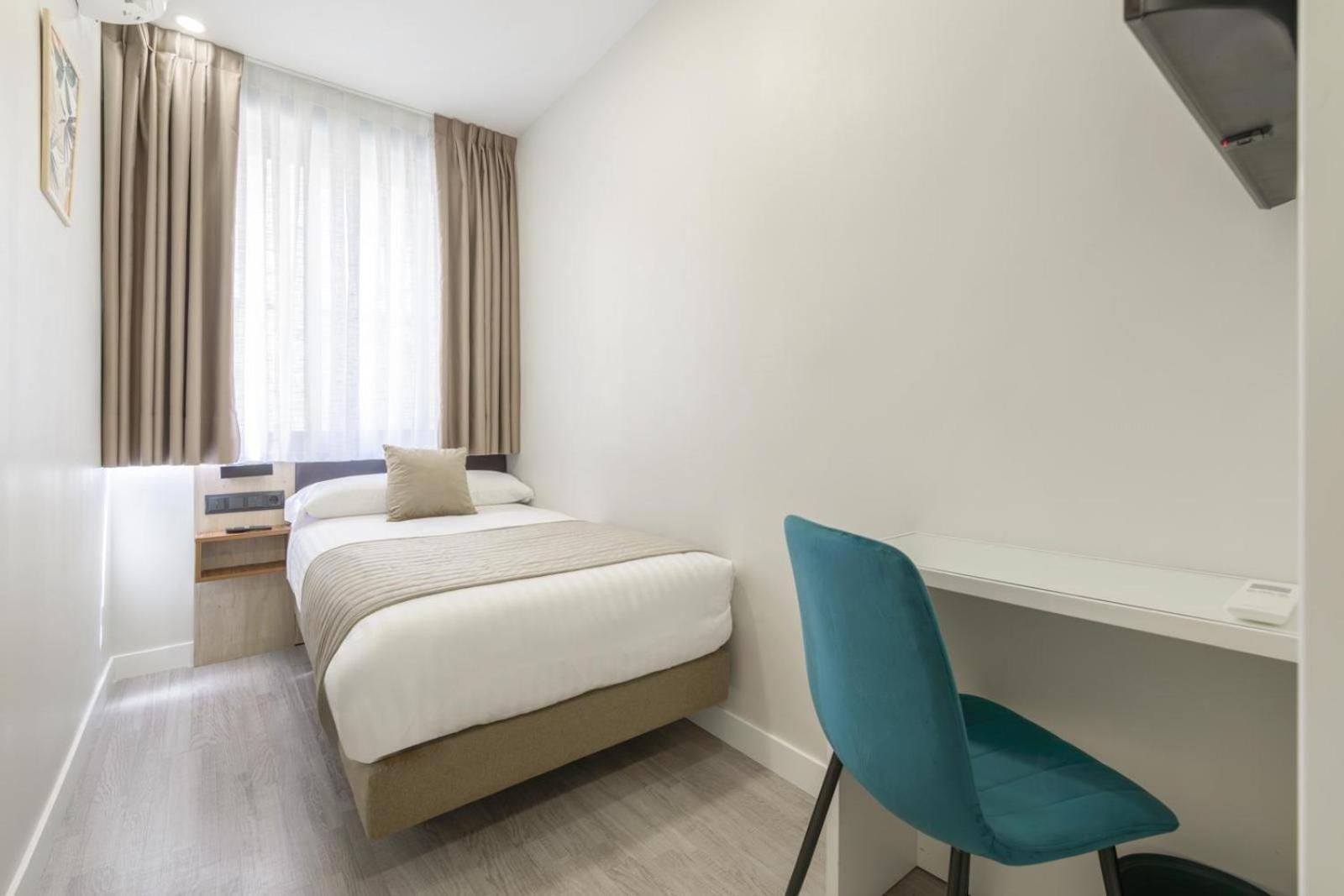Hostal Sun Gate Мадрид Екстериор снимка